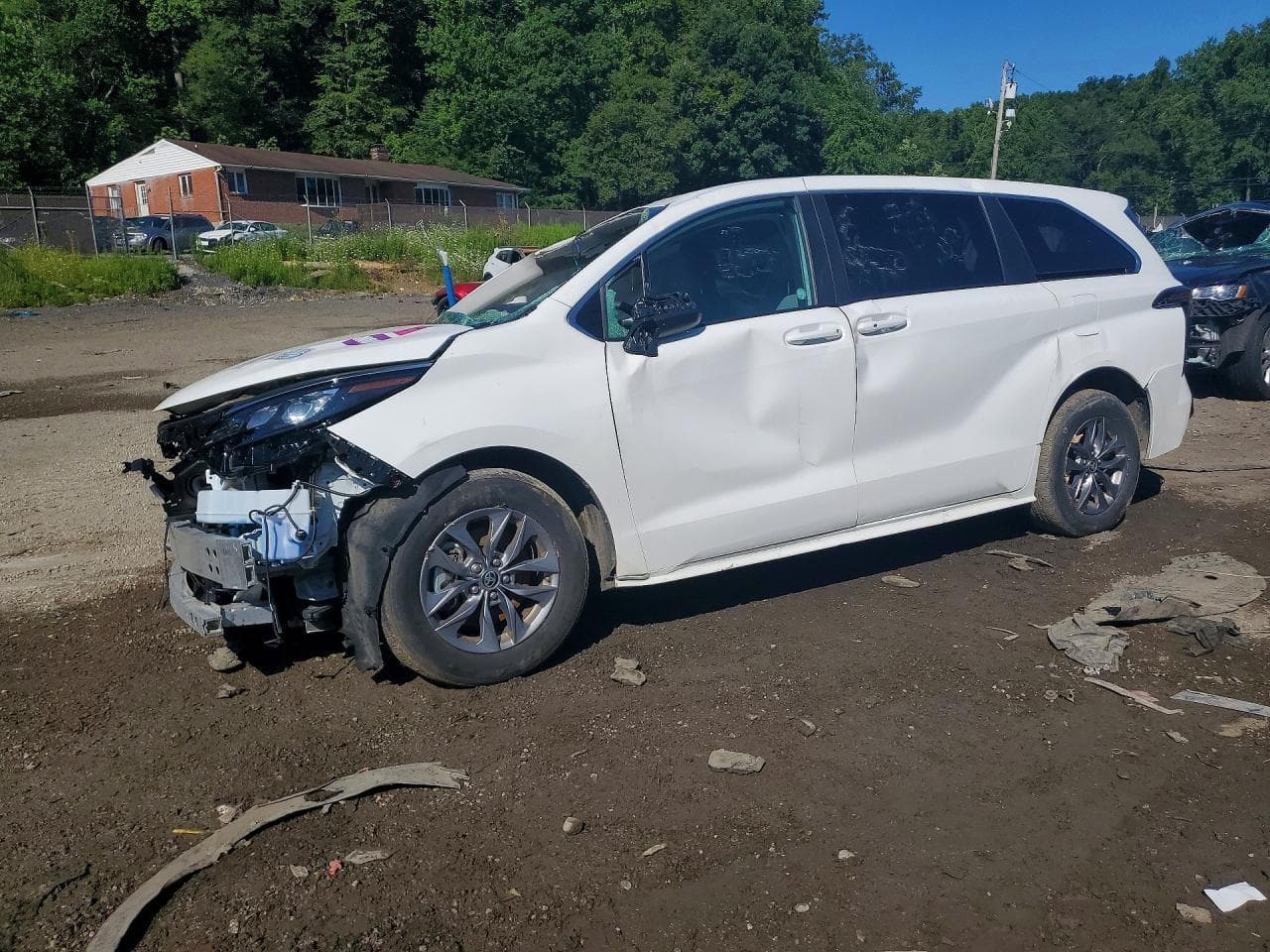 TOYOTA SIENNA