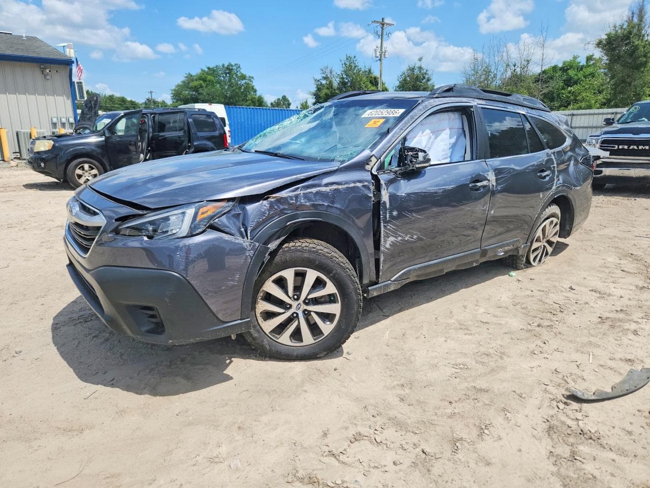 SUBARU OUTBACK