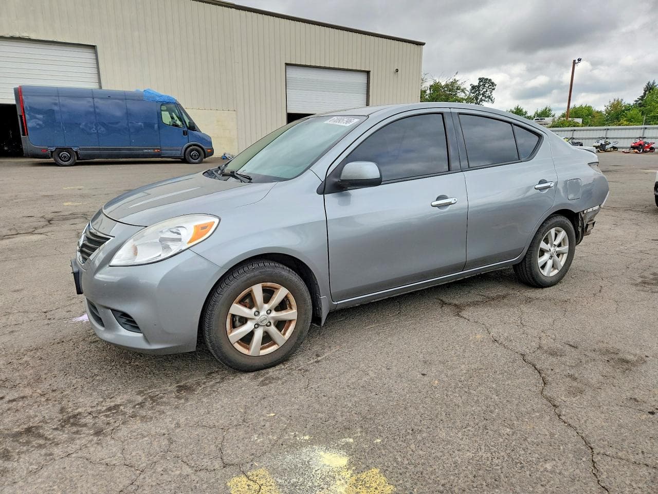 NISSAN VERSA
