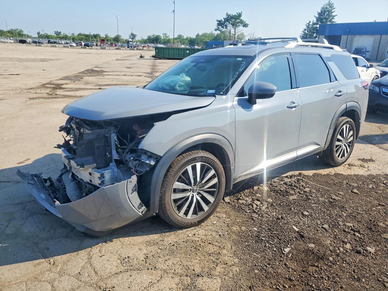 NISSAN PATHFINDER