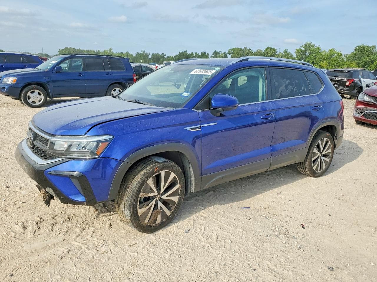 VOLKSWAGEN TAOS SE