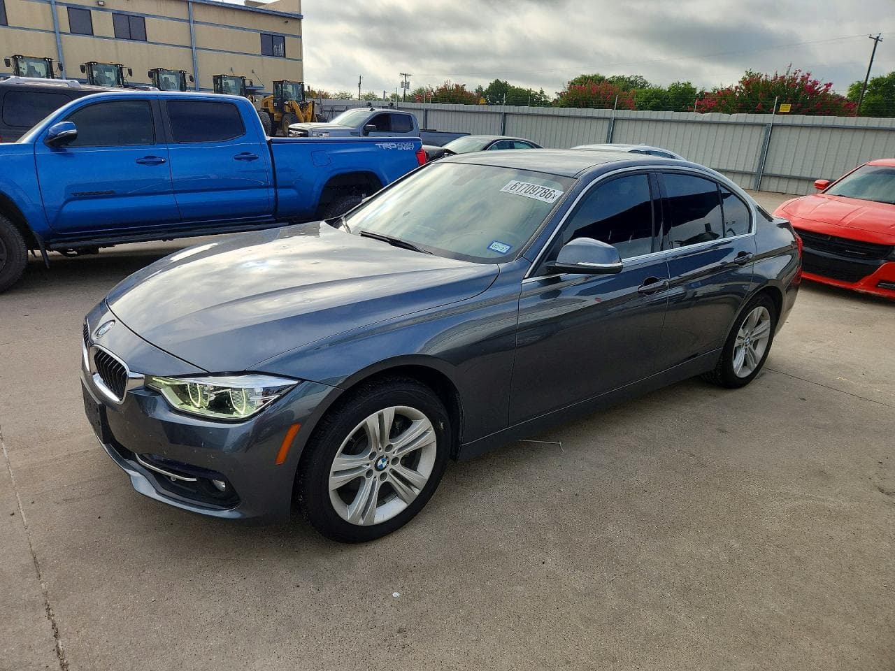 BMW 330