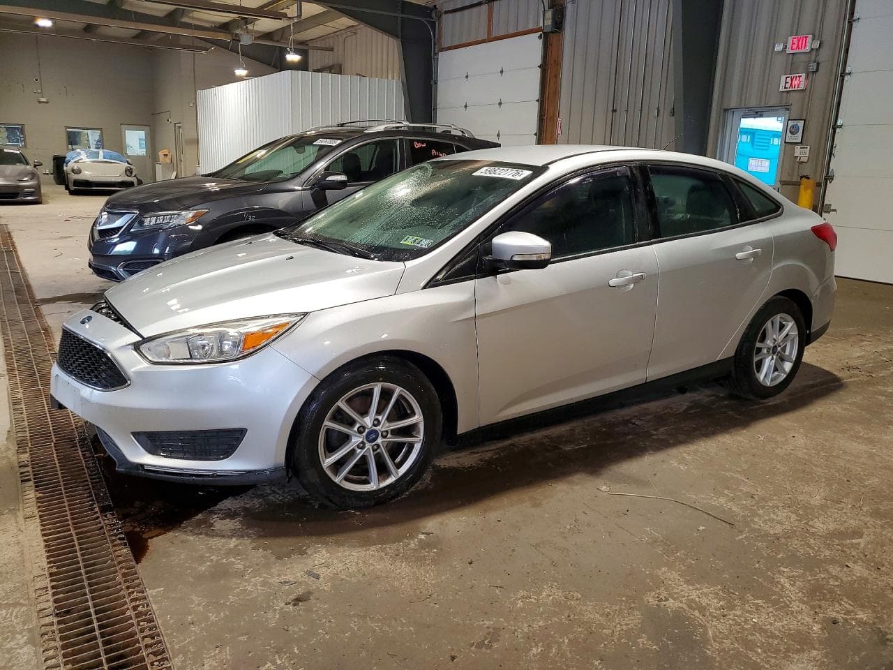 FORD FOCUS