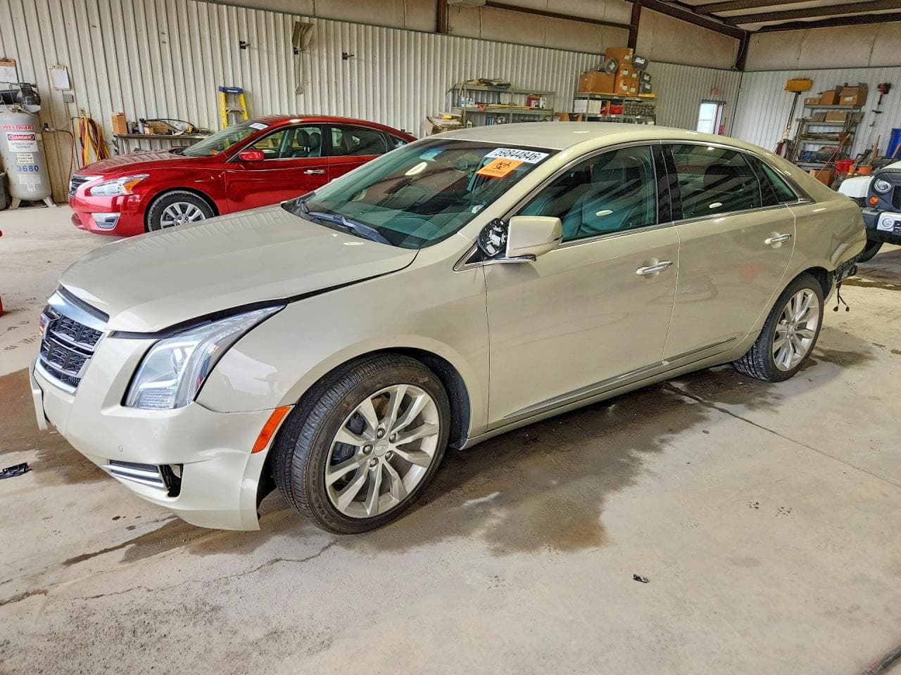 CADILLAC XTS