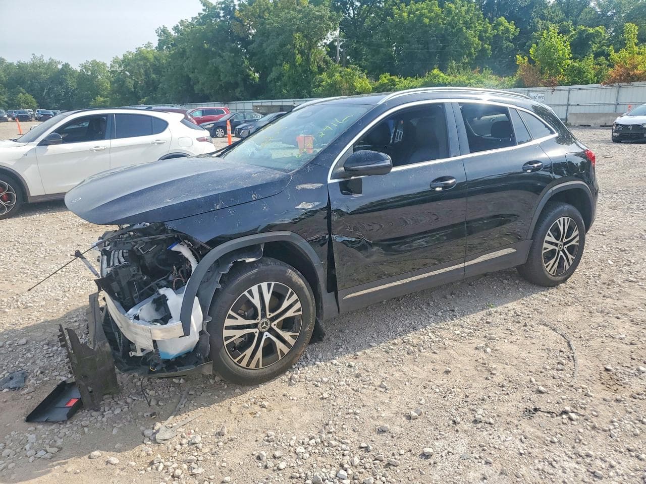 MERCEDES-BENZ GLA-CLASS