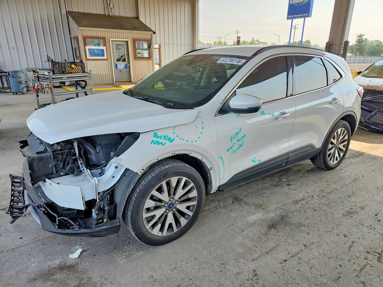 FORD ESCAPE