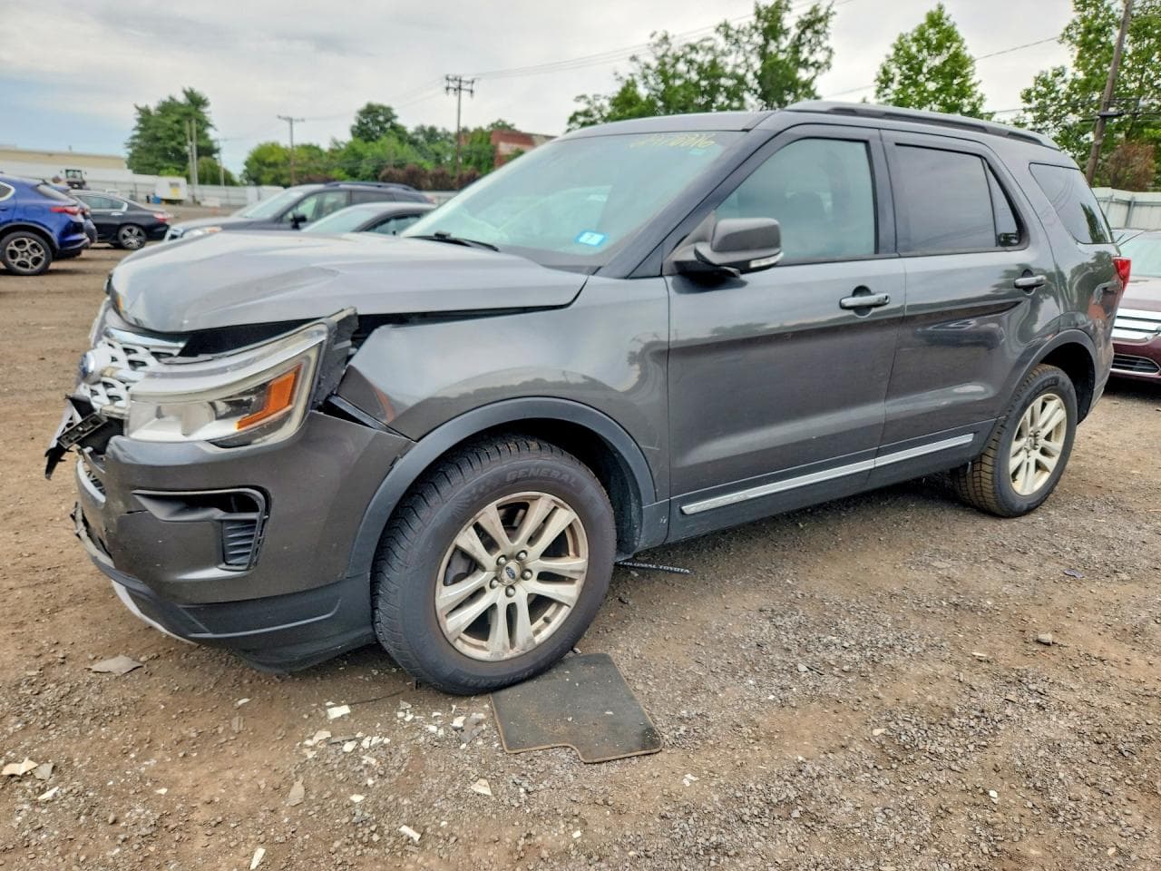 FORD EXPLORER
