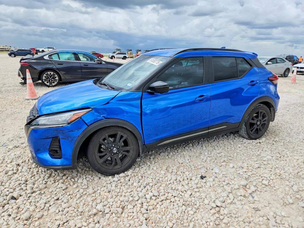 NISSAN KICKS
