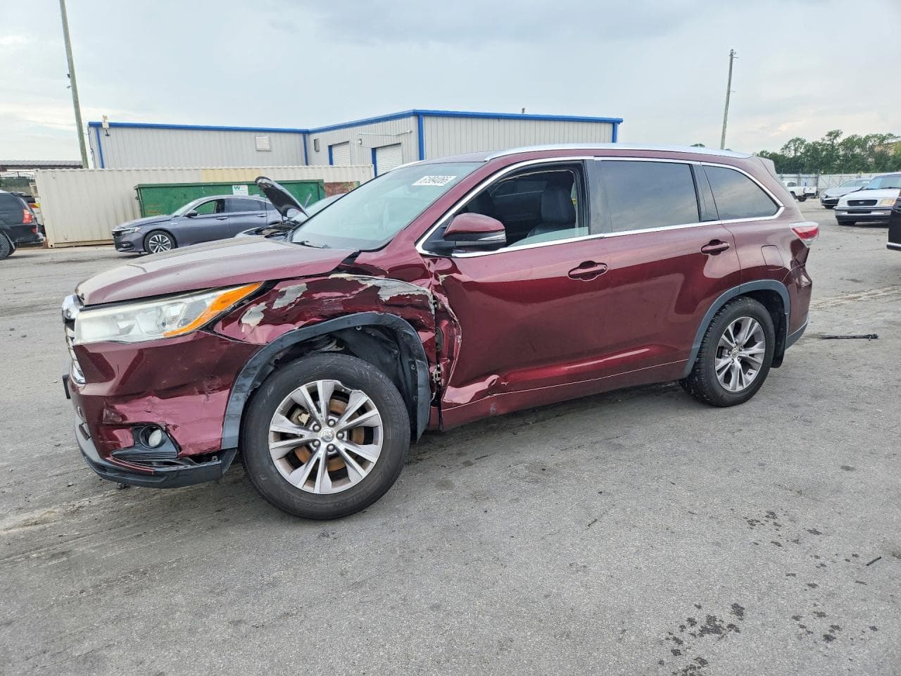 TOYOTA HIGHLANDER