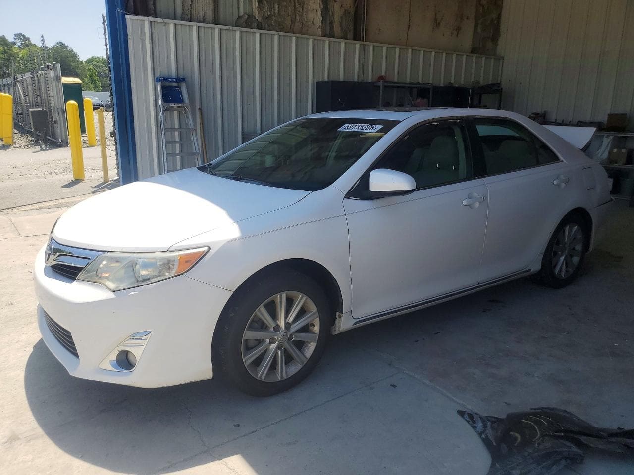 TOYOTA CAMRY