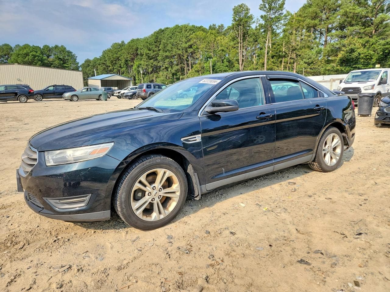 FORD TAURUS