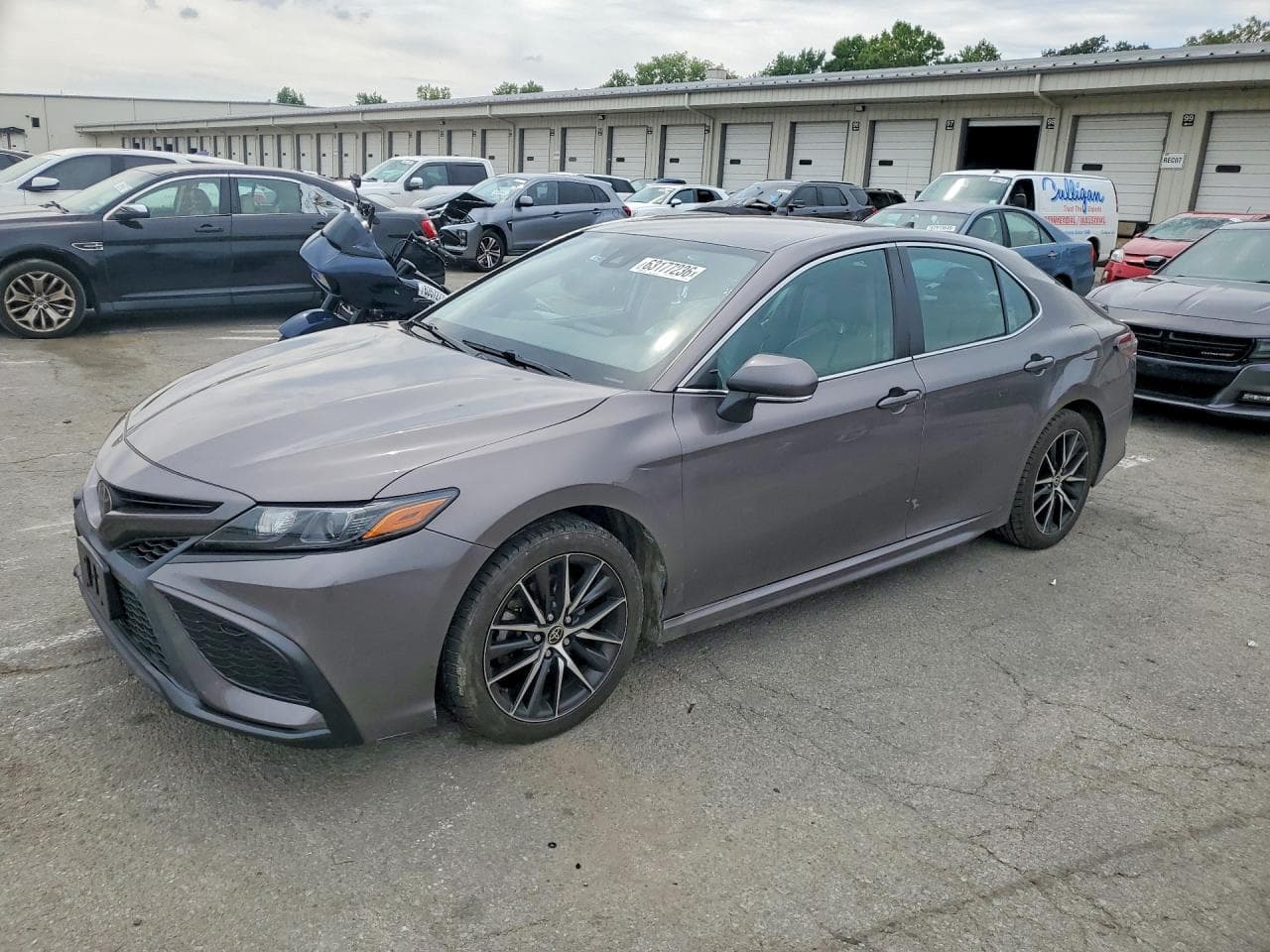 TOYOTA CAMRY