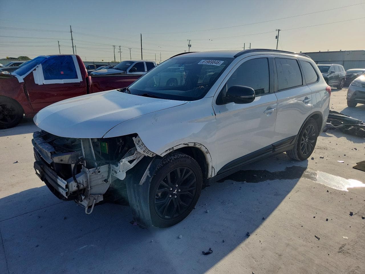 MITSUBISHI OUTLANDER