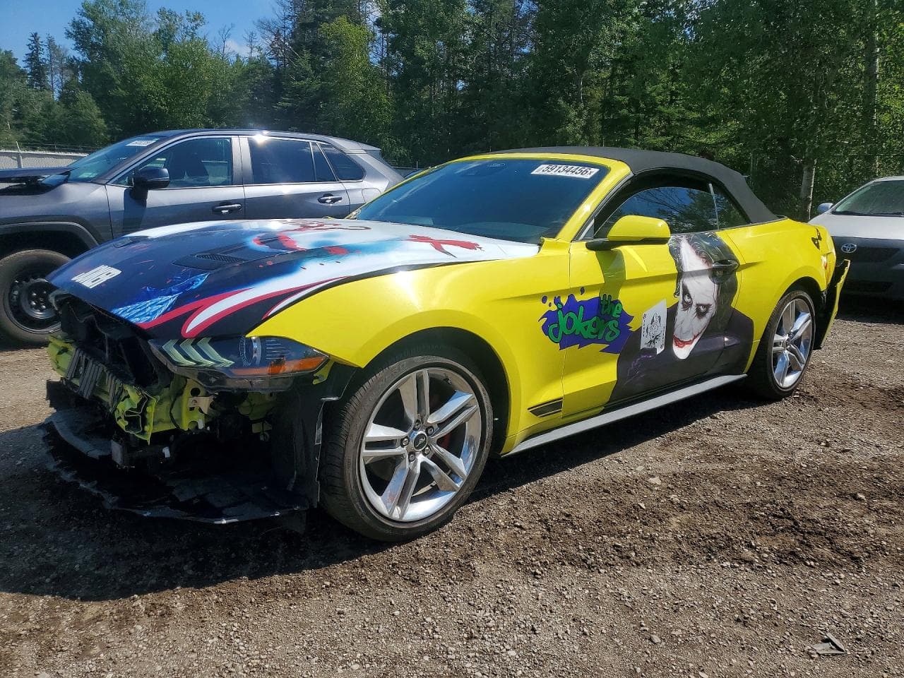 FORD MUSTANG