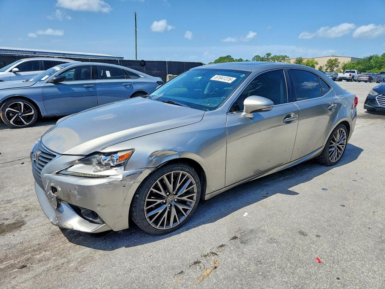 LEXUS IS