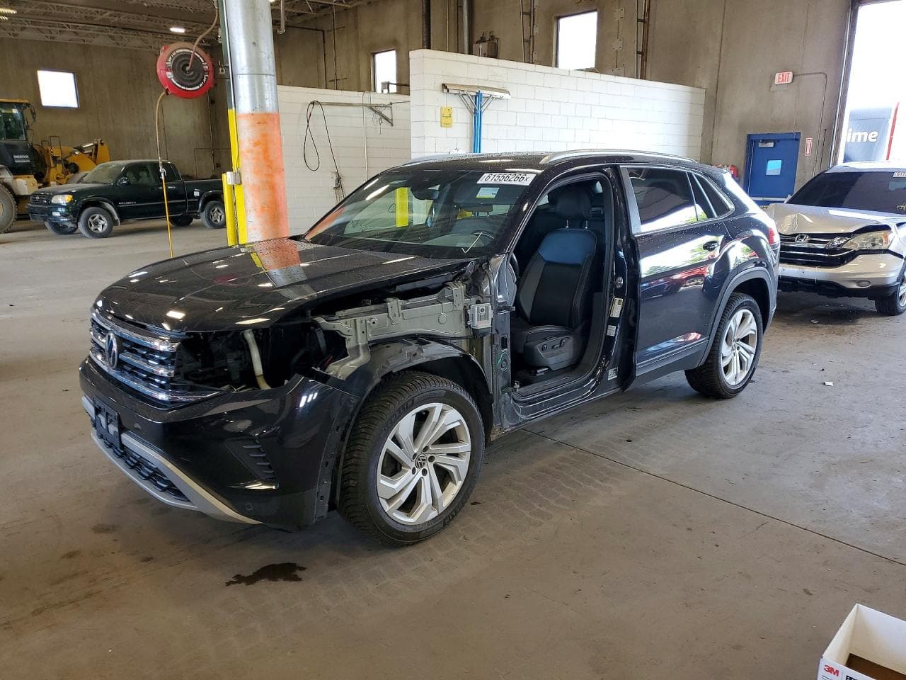 VOLKSWAGEN ATLAS CROSS SPORT