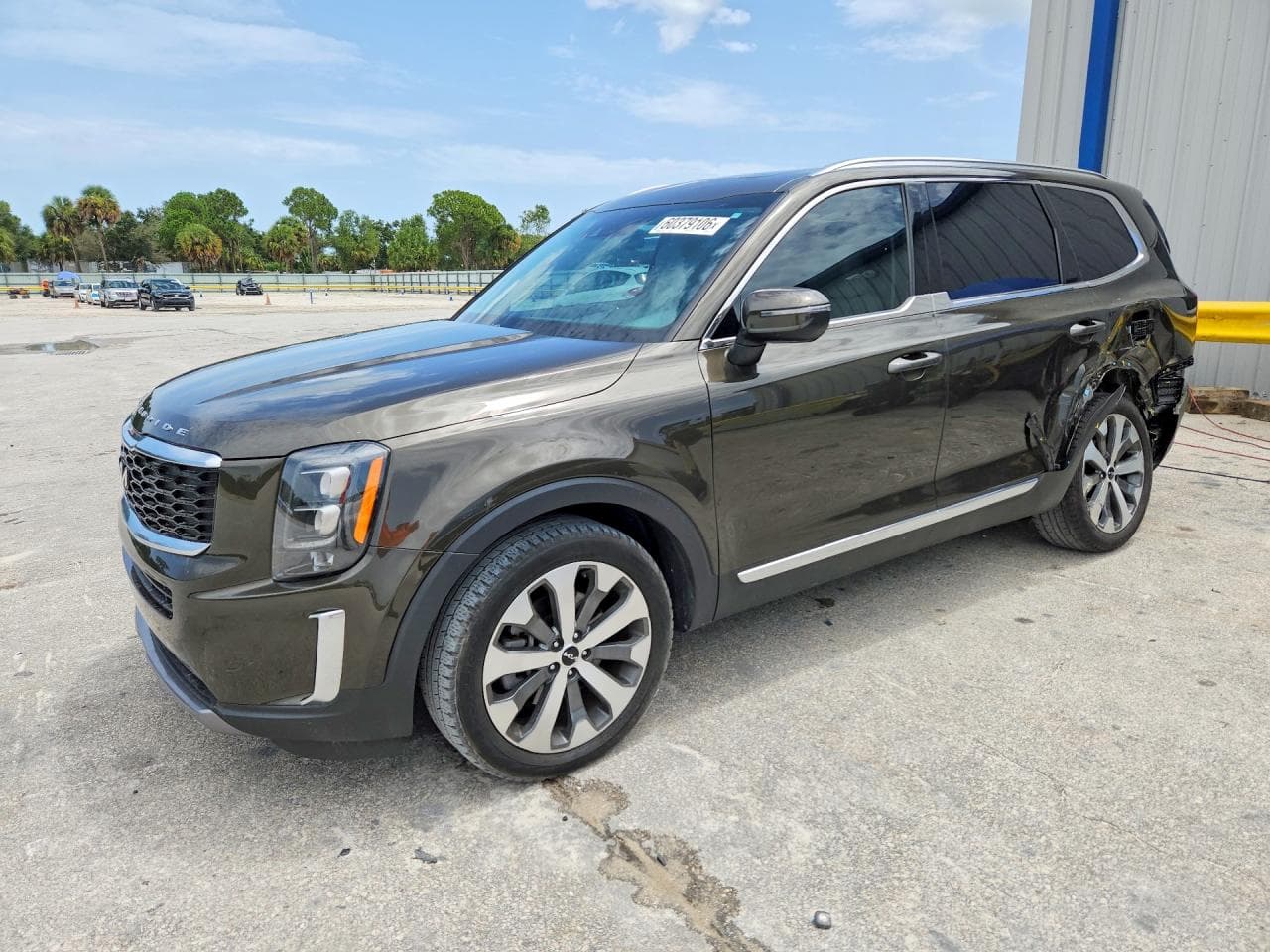 KIA TELLURIDE