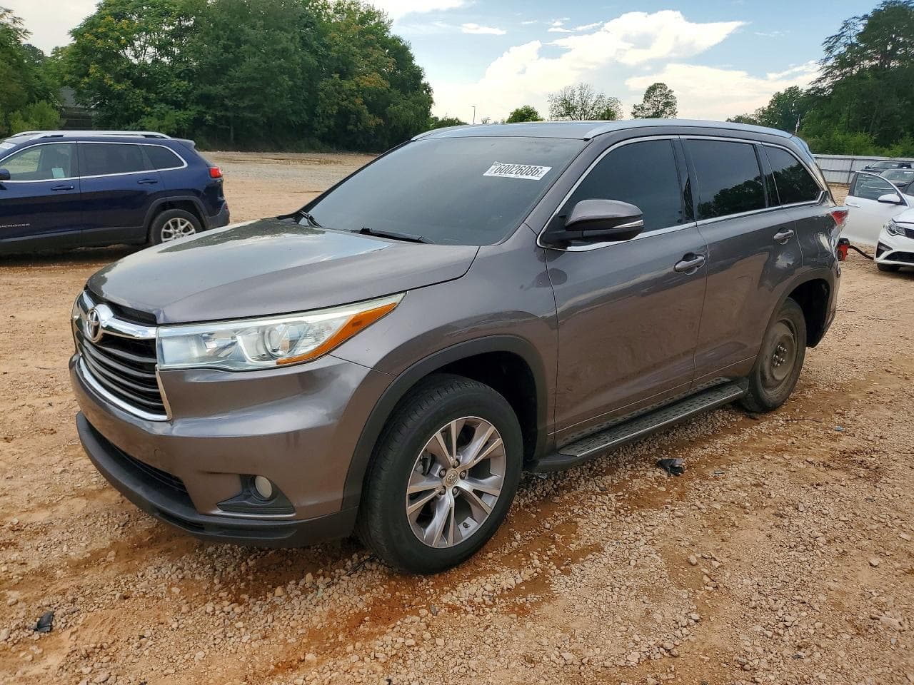 TOYOTA HIGHLANDER