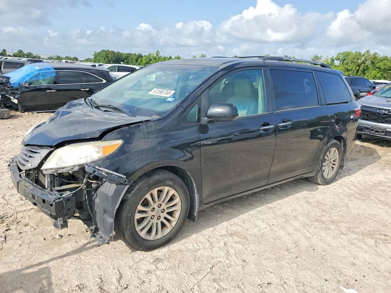 TOYOTA SIENNA