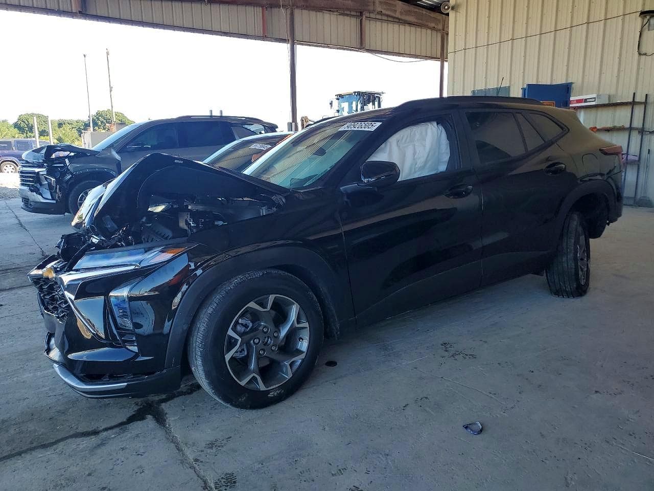 CHEVROLET TRAX