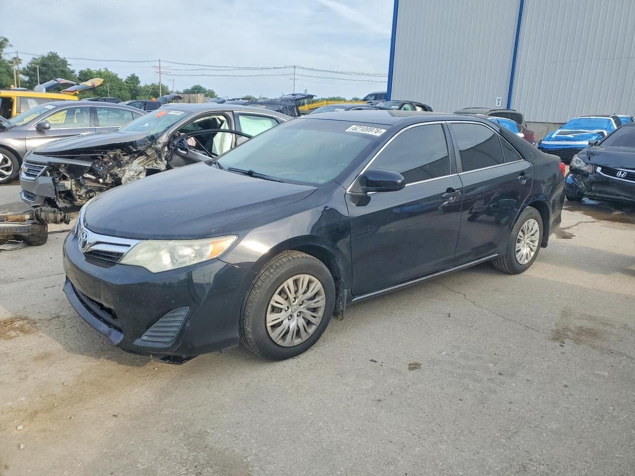 TOYOTA CAMRY