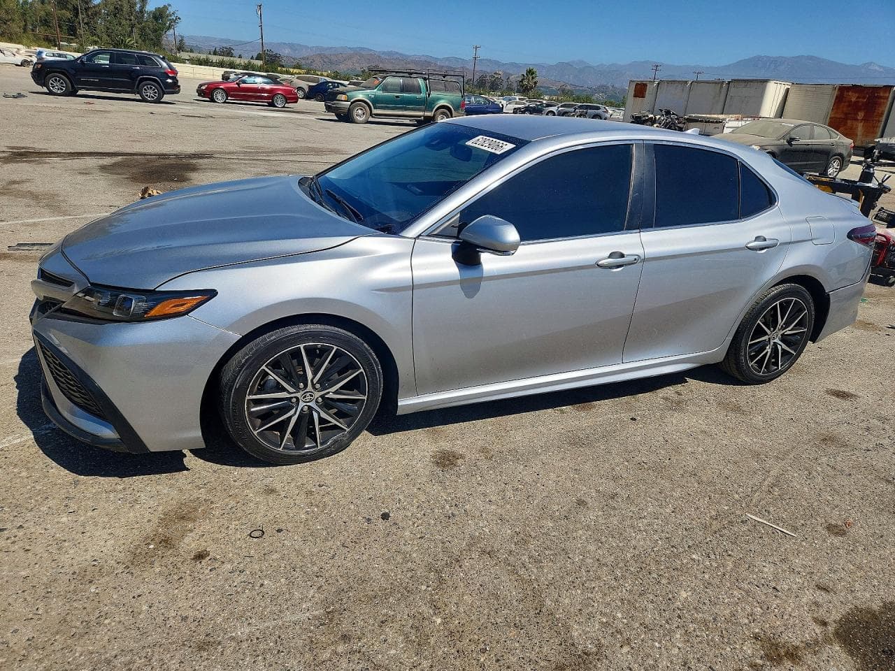 TOYOTA CAMRY