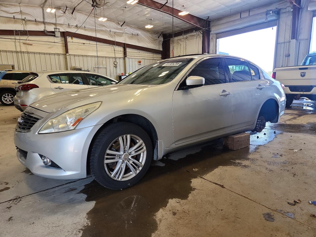 INFINITI G37 SEDAN