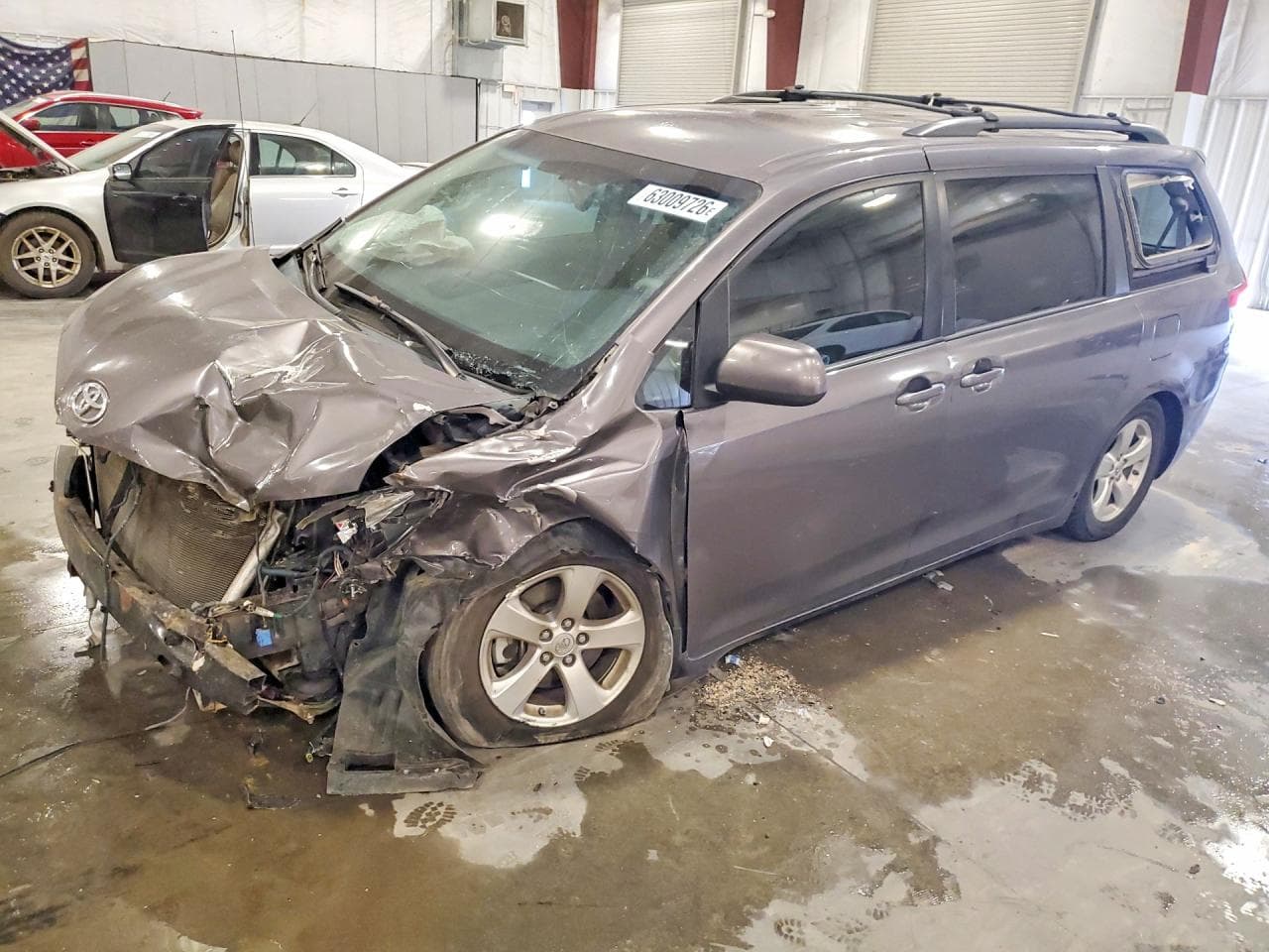 TOYOTA SIENNA