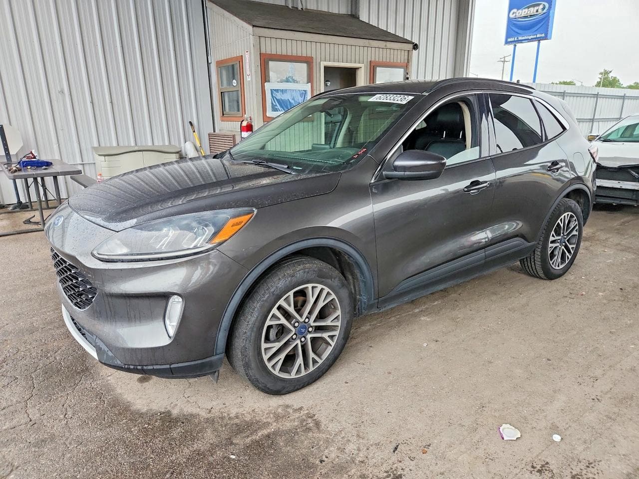 FORD ESCAPE