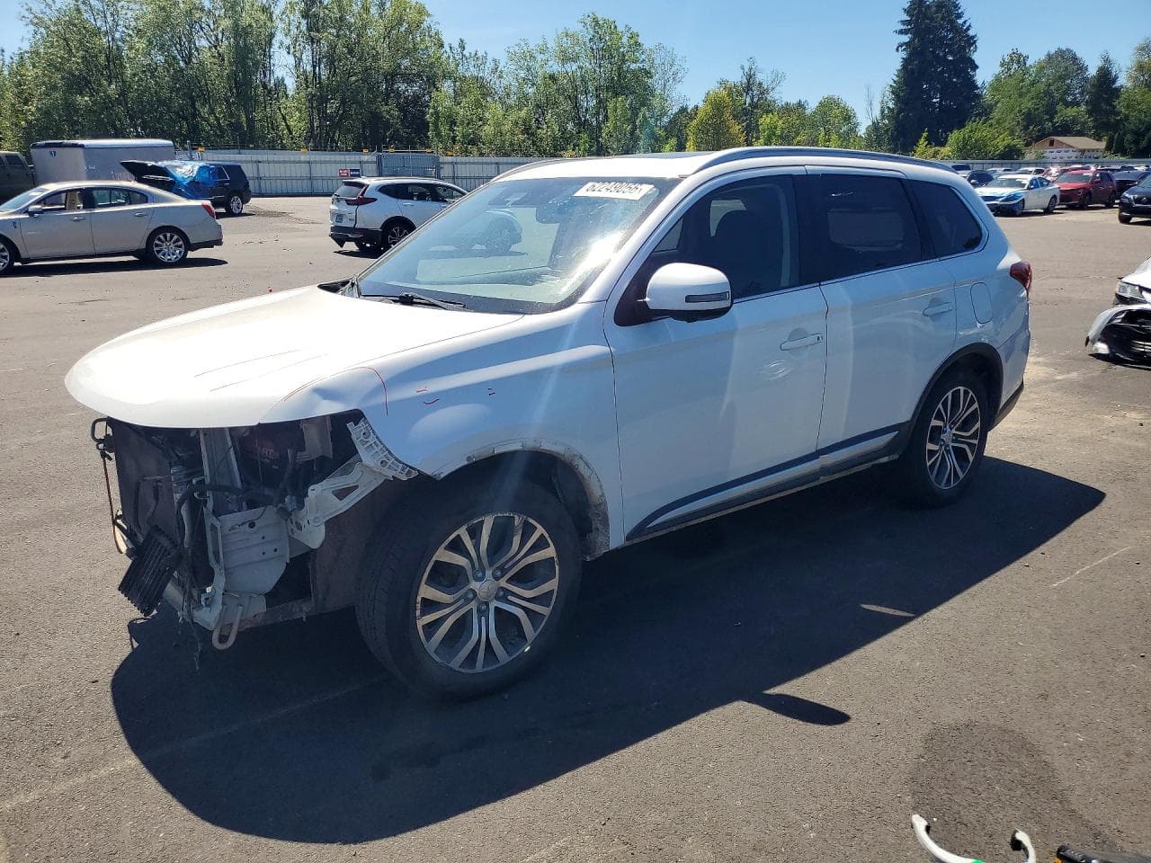 MITSUBISHI OUTLANDER
