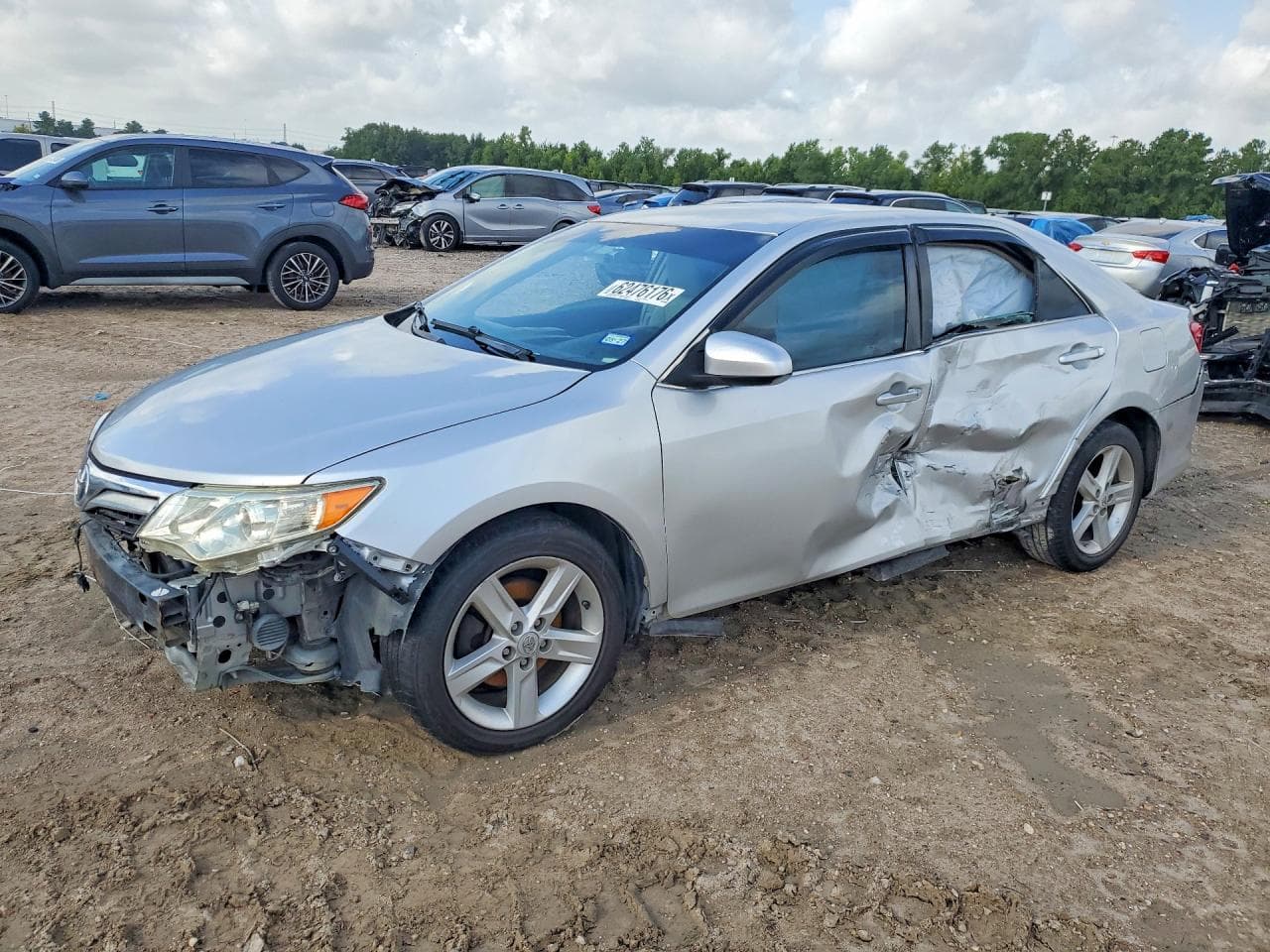 TOYOTA CAMRY SOLA