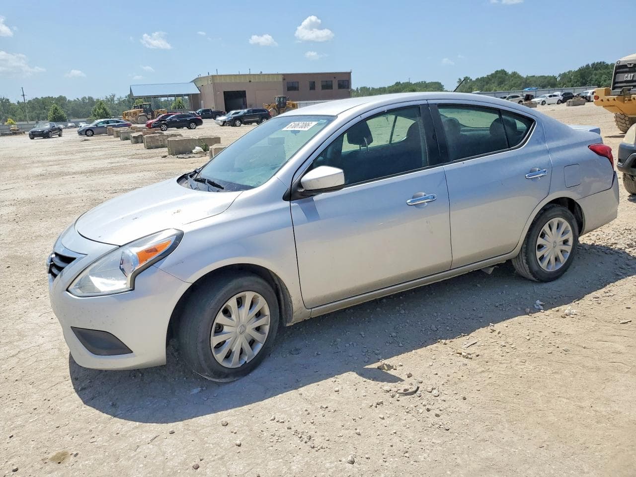 NISSAN VERSA