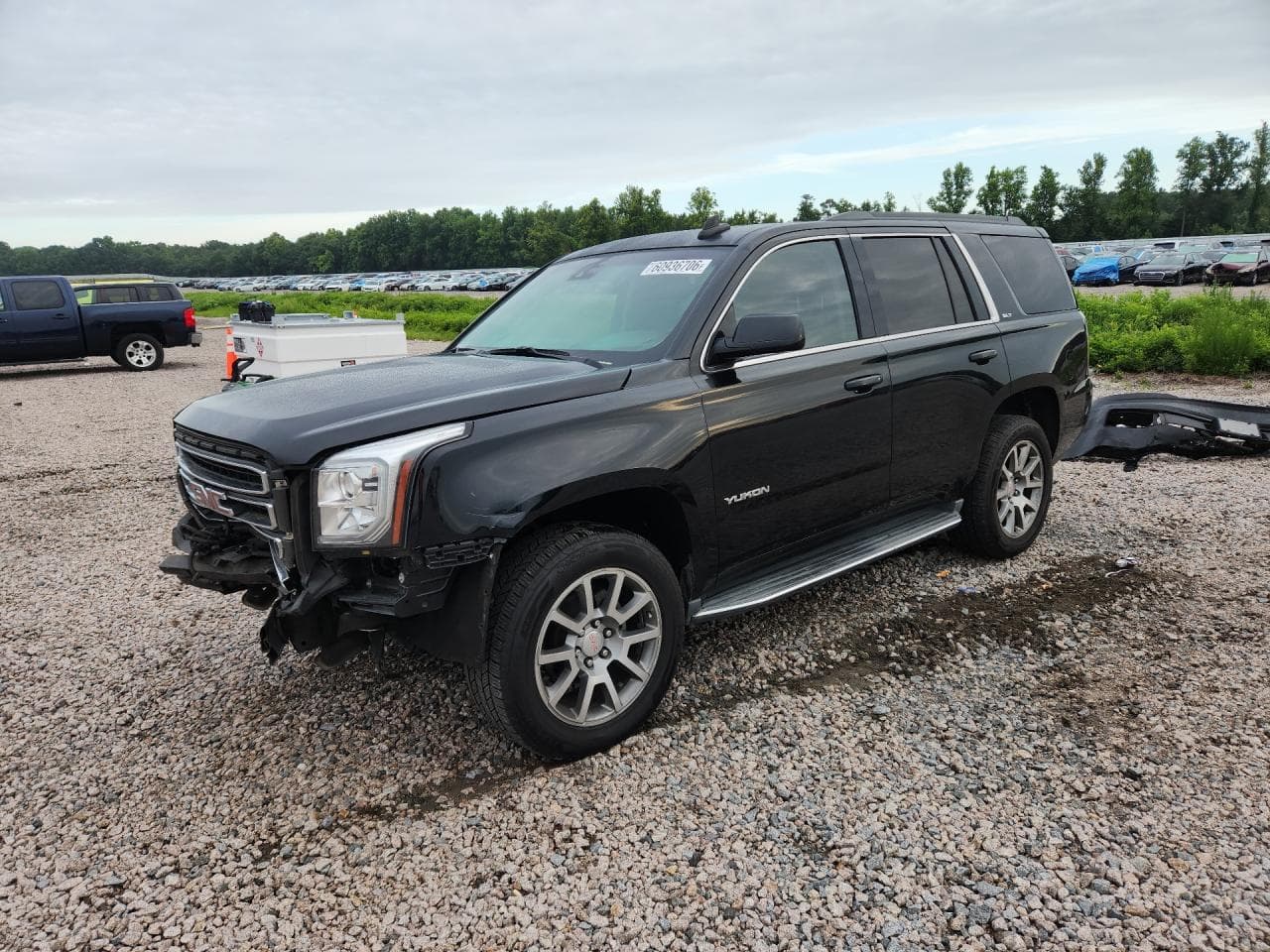 GMC YUKON