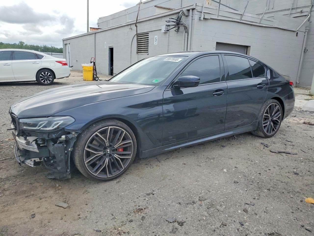 BMW 530