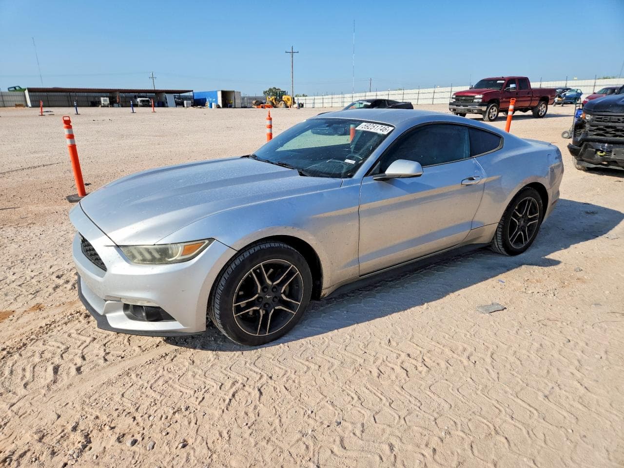 FORD MUSTANG
