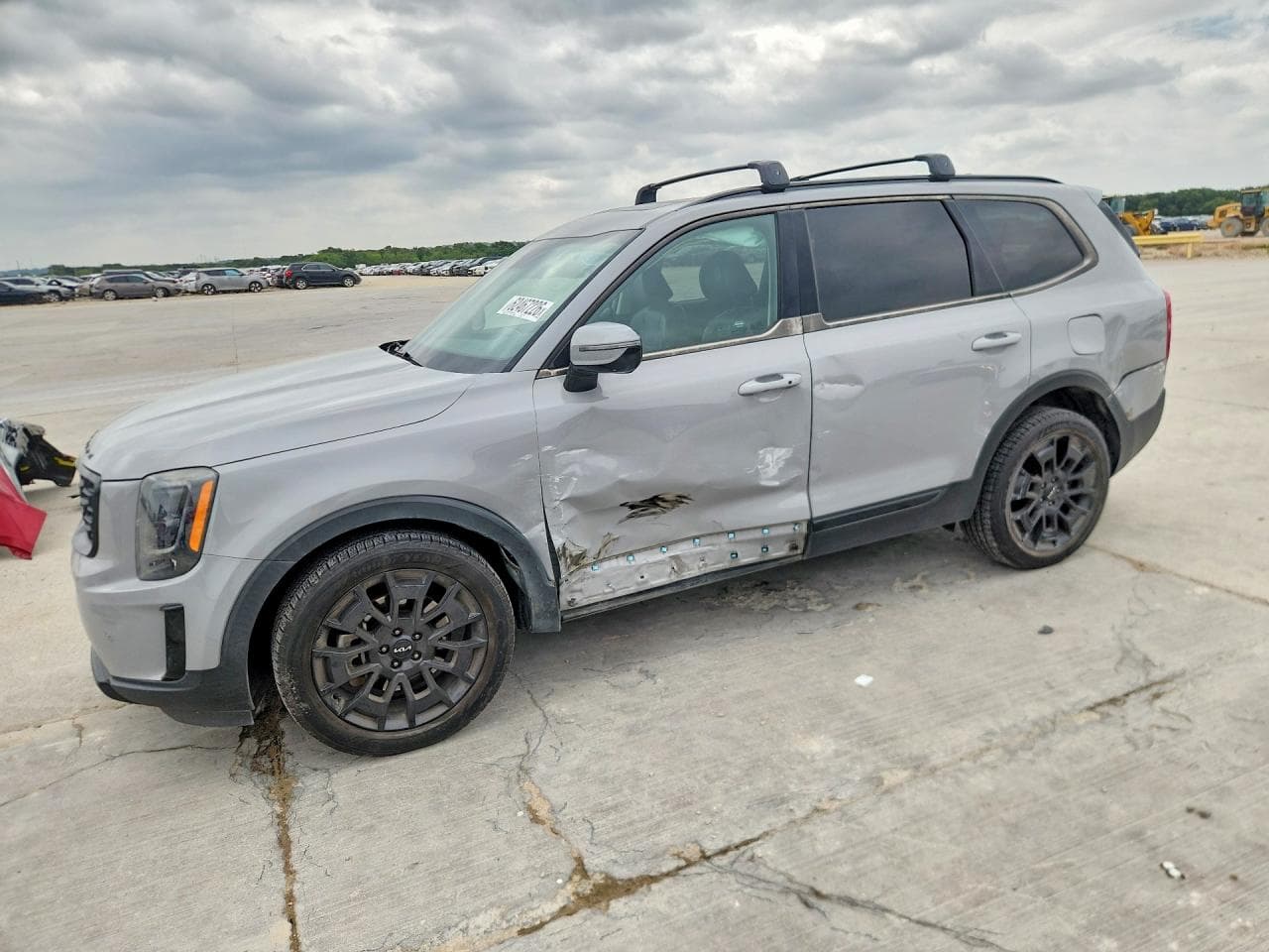 KIA TELLURIDE