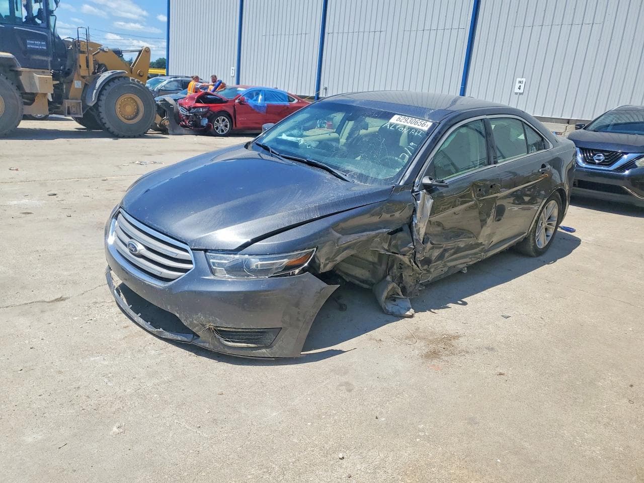 FORD TAURUS