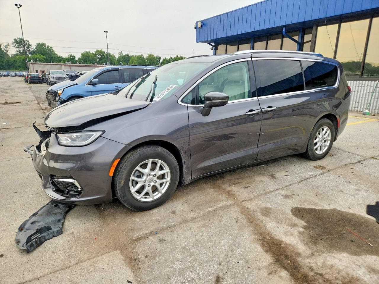 CHRYSLER PACIFICA