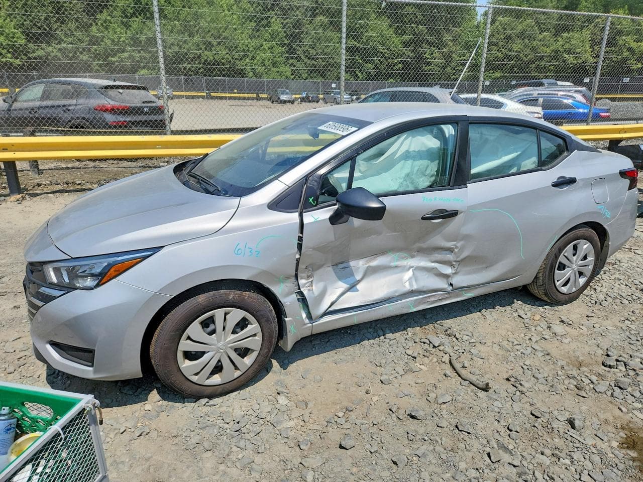 NISSAN VERSA