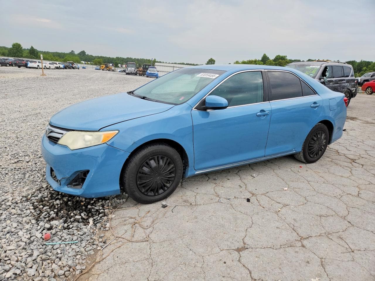 TOYOTA CAMRY