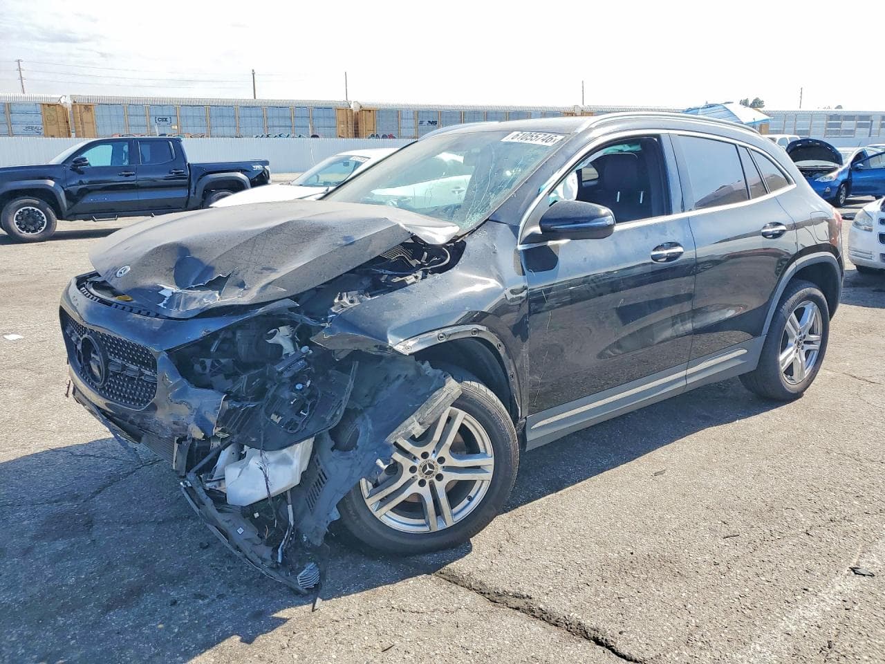 MERCEDES-BENZ GLA-CLASS