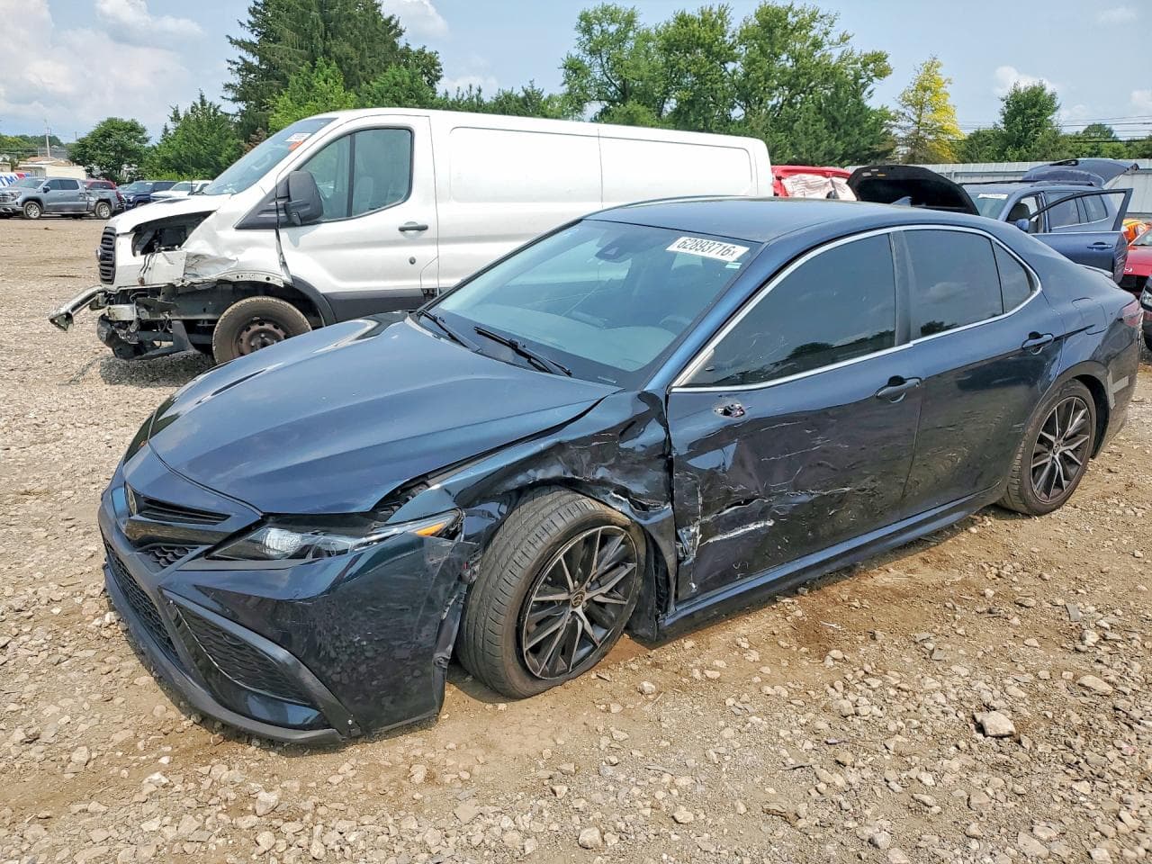 TOYOTA CAMRY