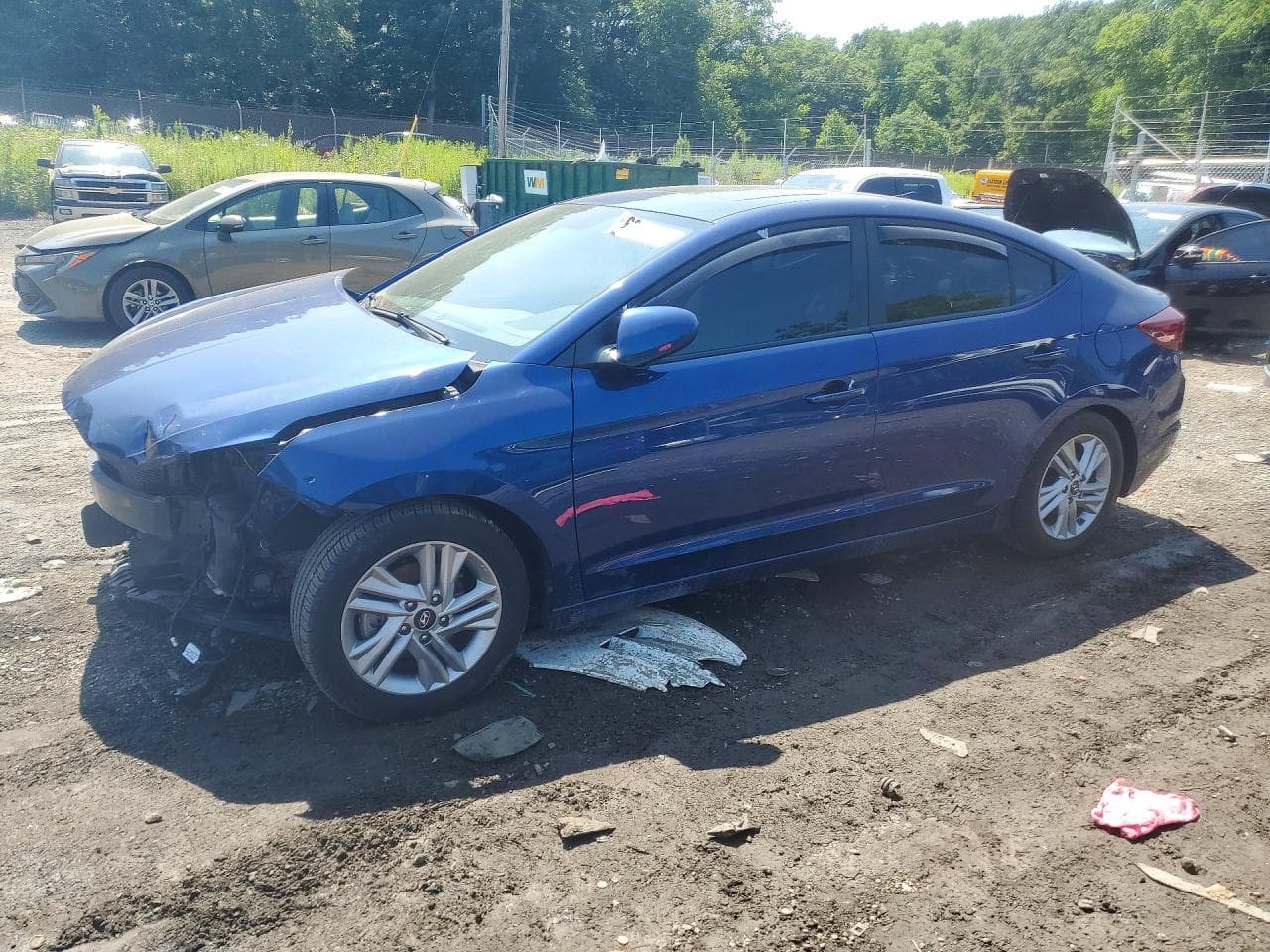 HYUNDAI ELANTRA