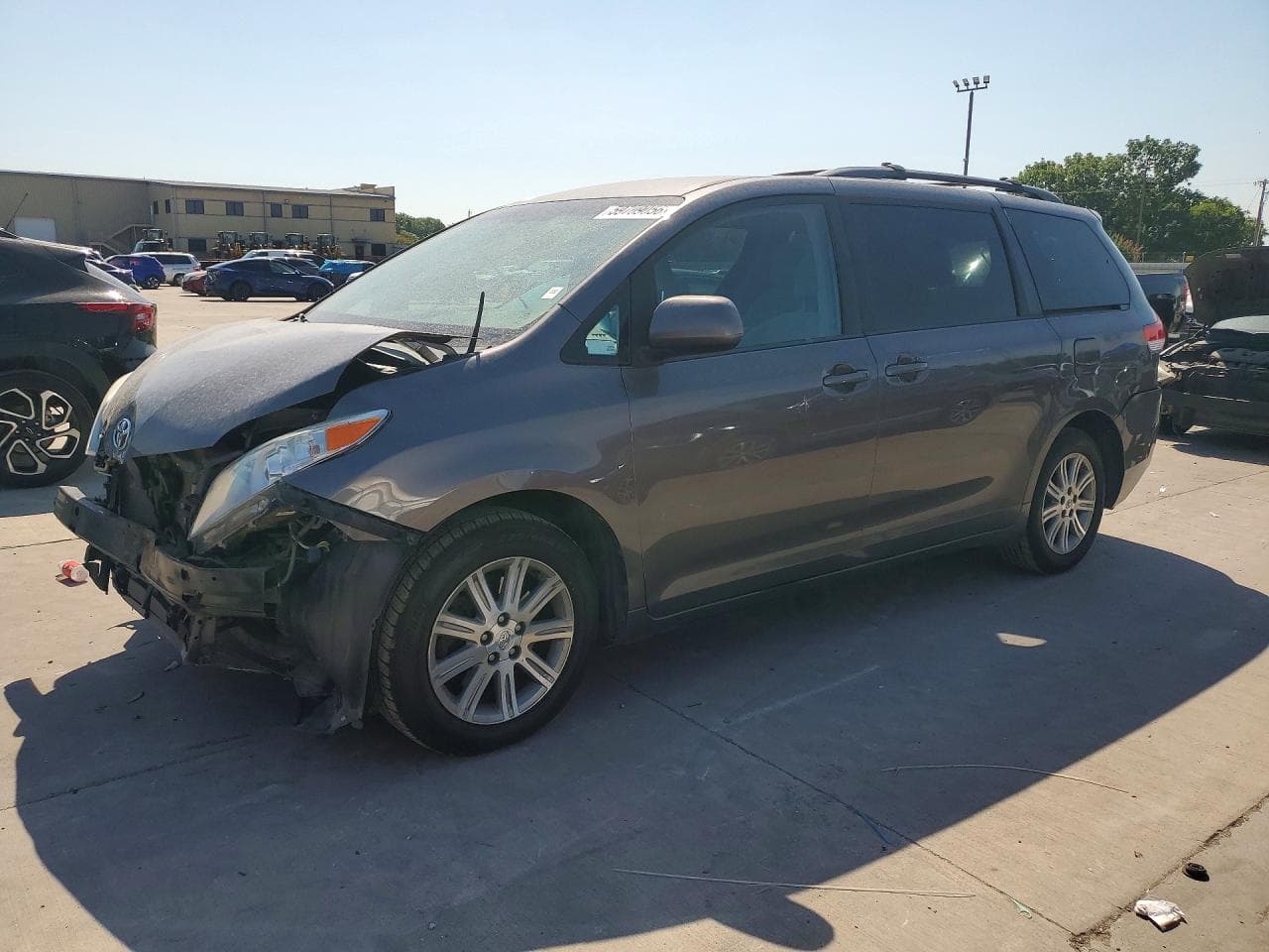 TOYOTA SIENNA