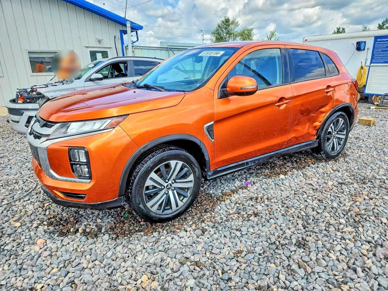 MITSUBISHI OUTLANDER SPORT