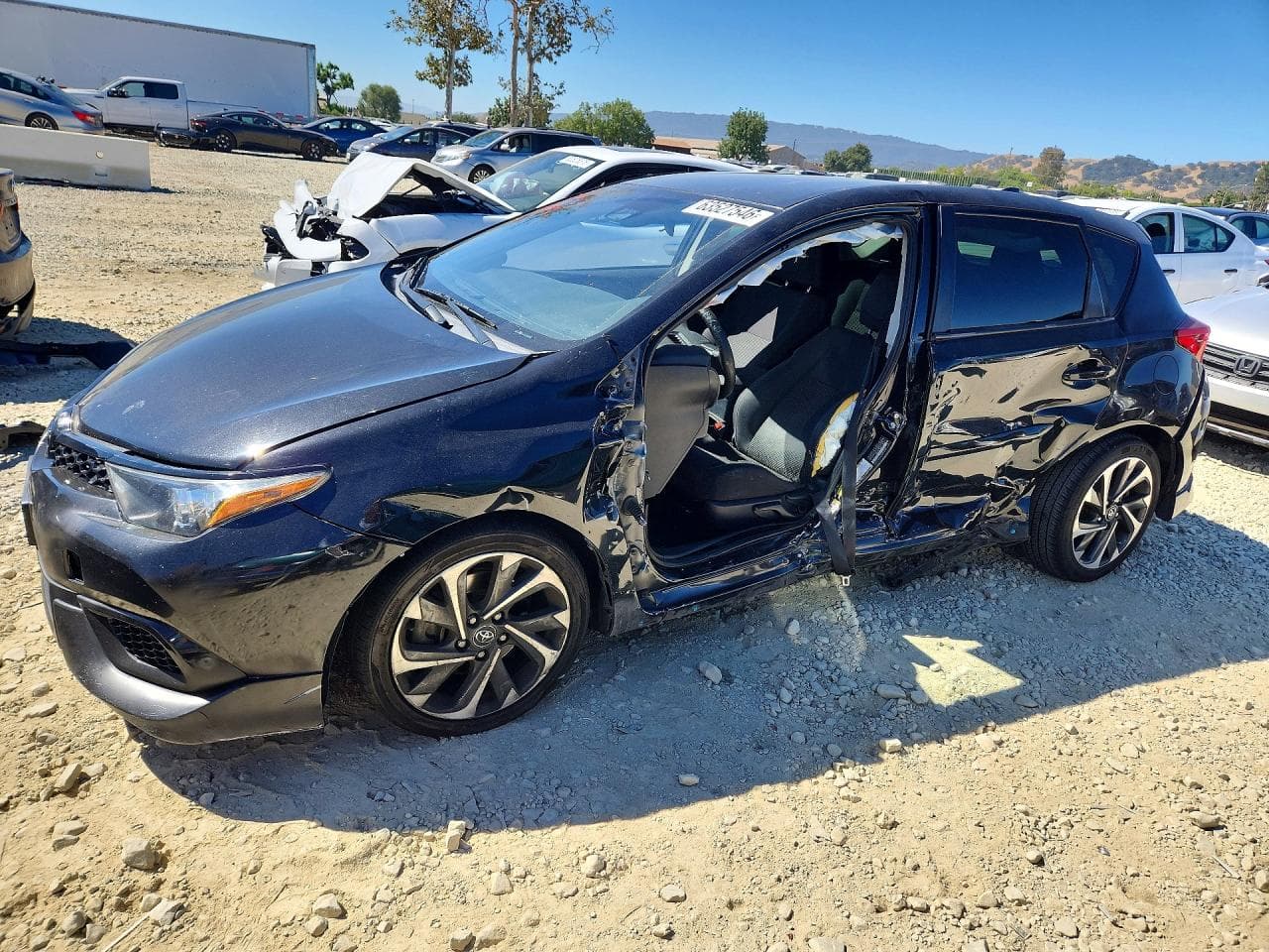2017 TOYOTA COROLLA IM