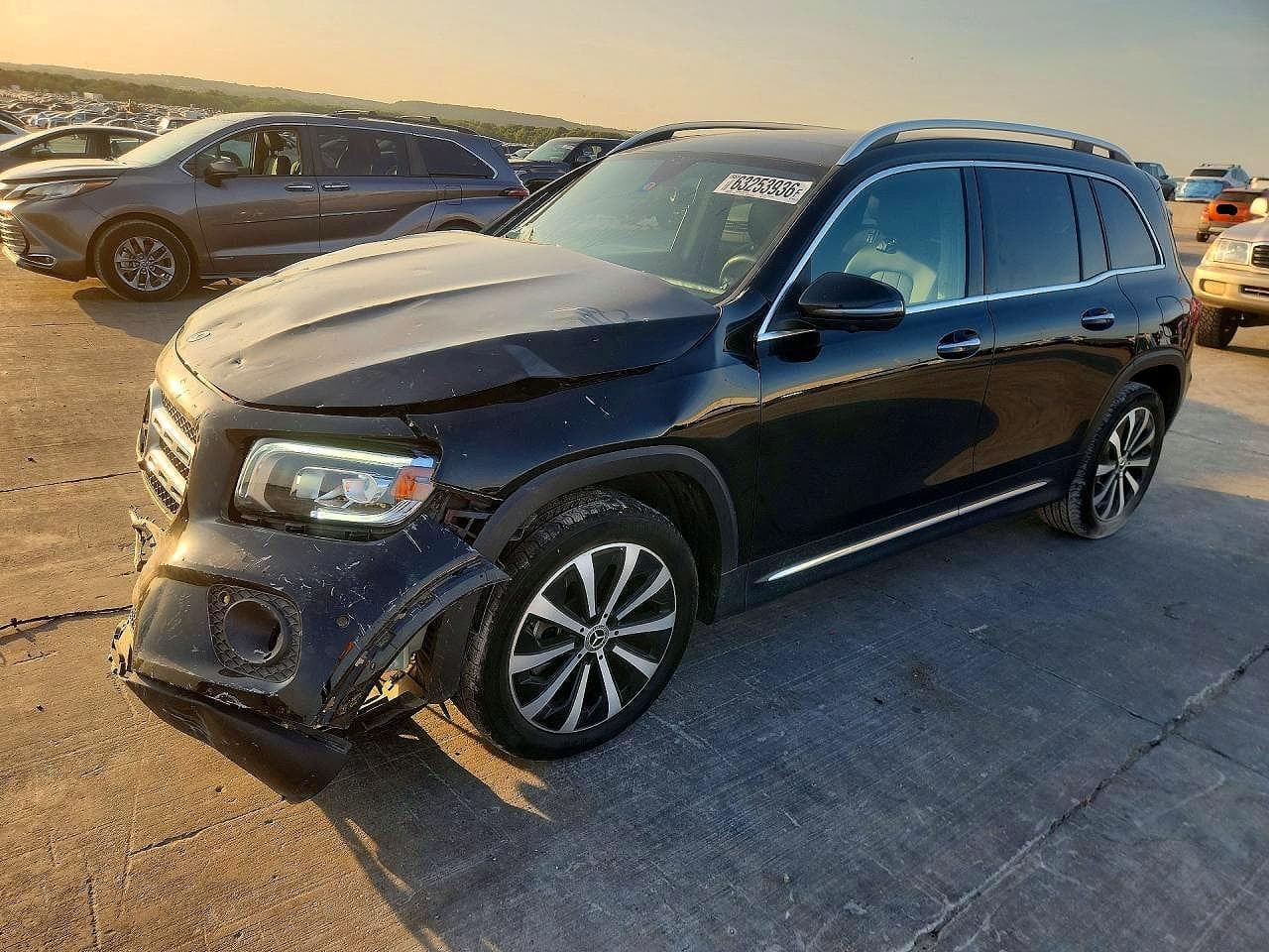 MERCEDES-BENZ GLB-CLASS
