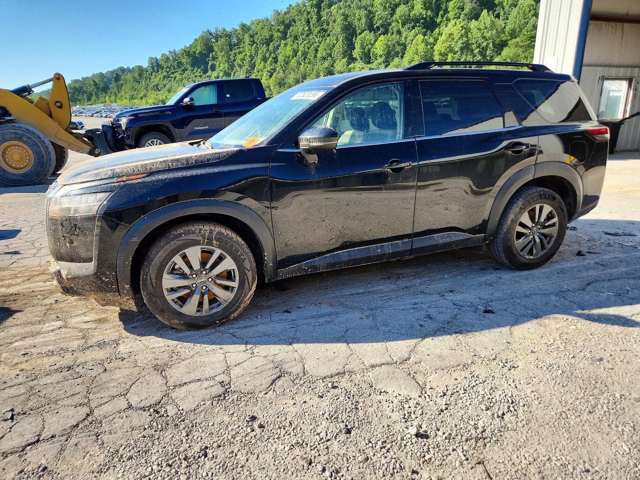NISSAN PATHFINDER