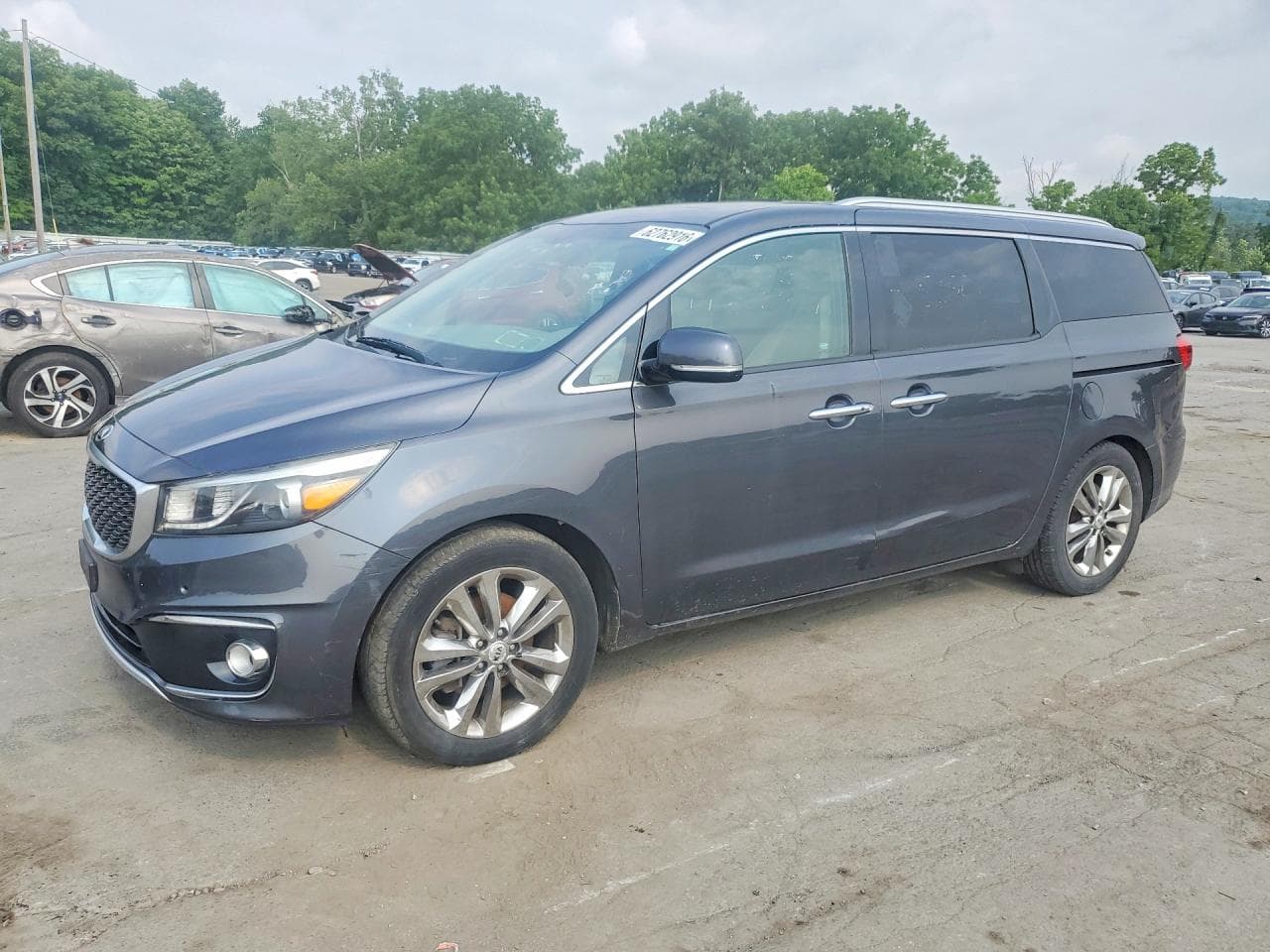 2016 KIA SEDONA
