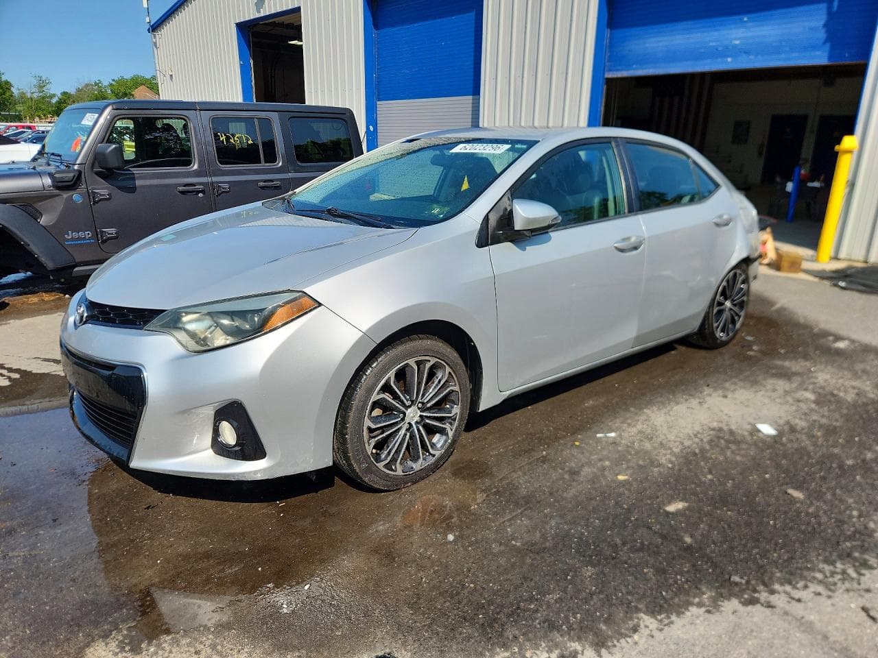 TOYOTA COROLLA